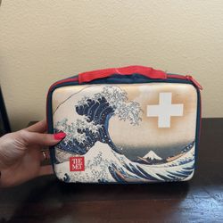 NEW Target Band-Aid First Aid Kit Case The Met The Great Wave Kanagawa NEW