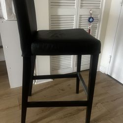 2  Bar stool with backrest