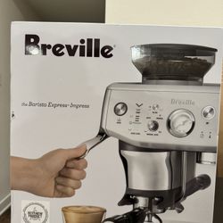 Breville the Barista Express Impress Espresso Machine, Black Truffle