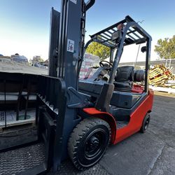 Heli Forklift 6600 Pbs Capacity 