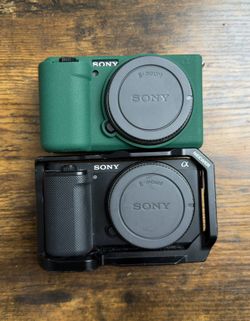 2 SONY ZVE10 CAMERA BODIES