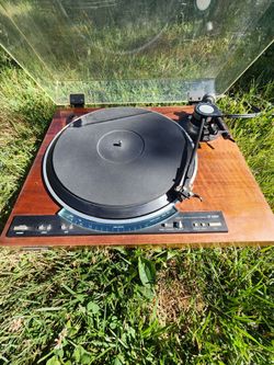 3 Antique Record Player