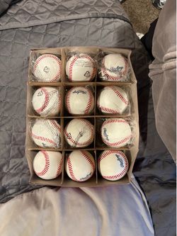 Brand new mlb Rawlings baseballs