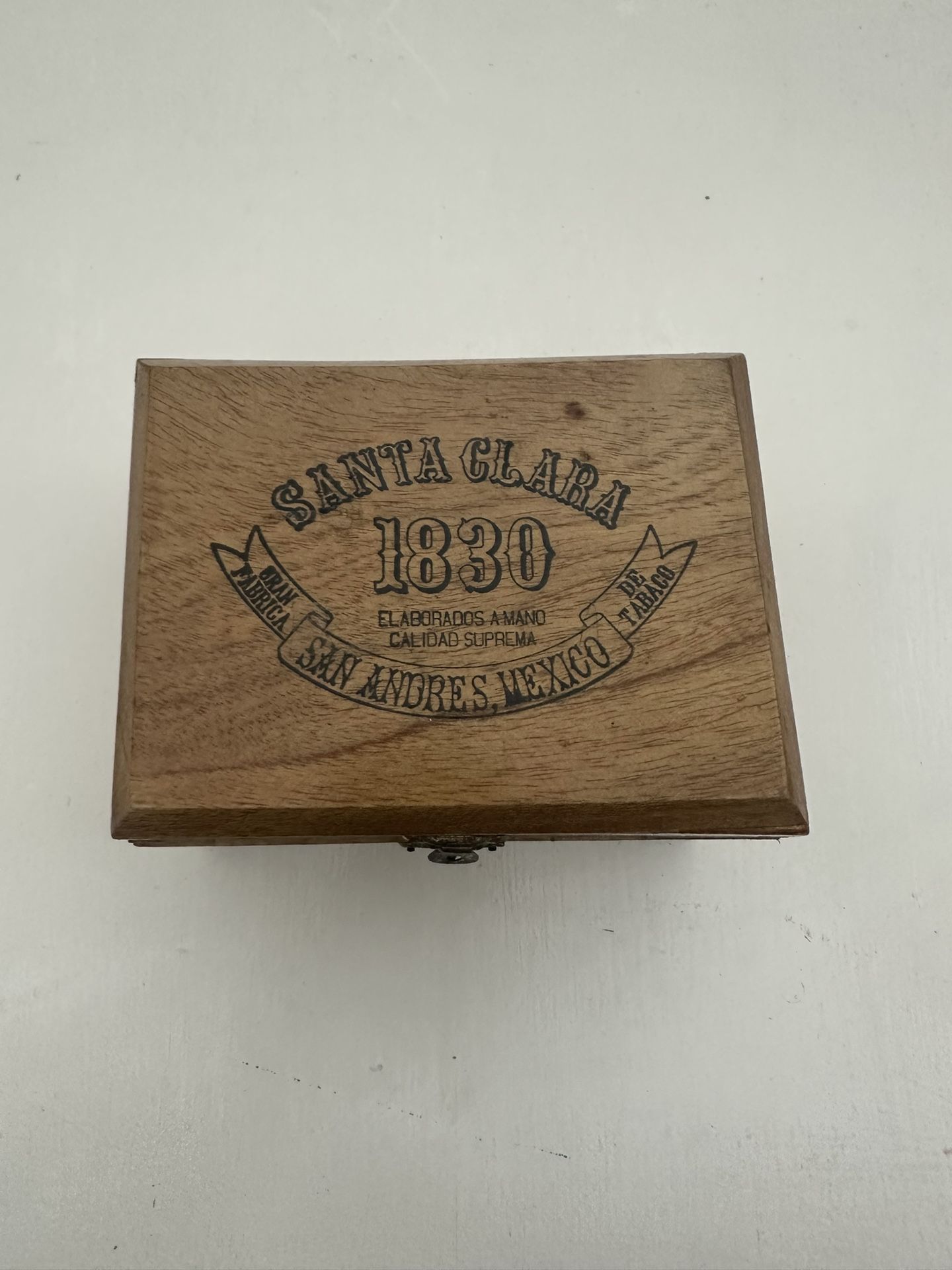 SANTA CLARA 1830 木製パイプボックス 【公式通販】