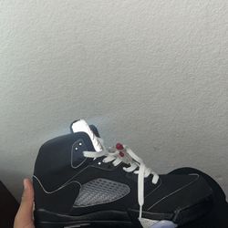 Jordan 5 Metallic