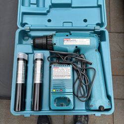 Makita. 9.6 Volt Cordless Drill