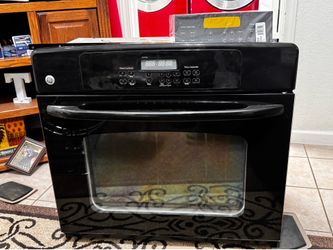 GE oven, gas stove top & under cabinet hood package deal
