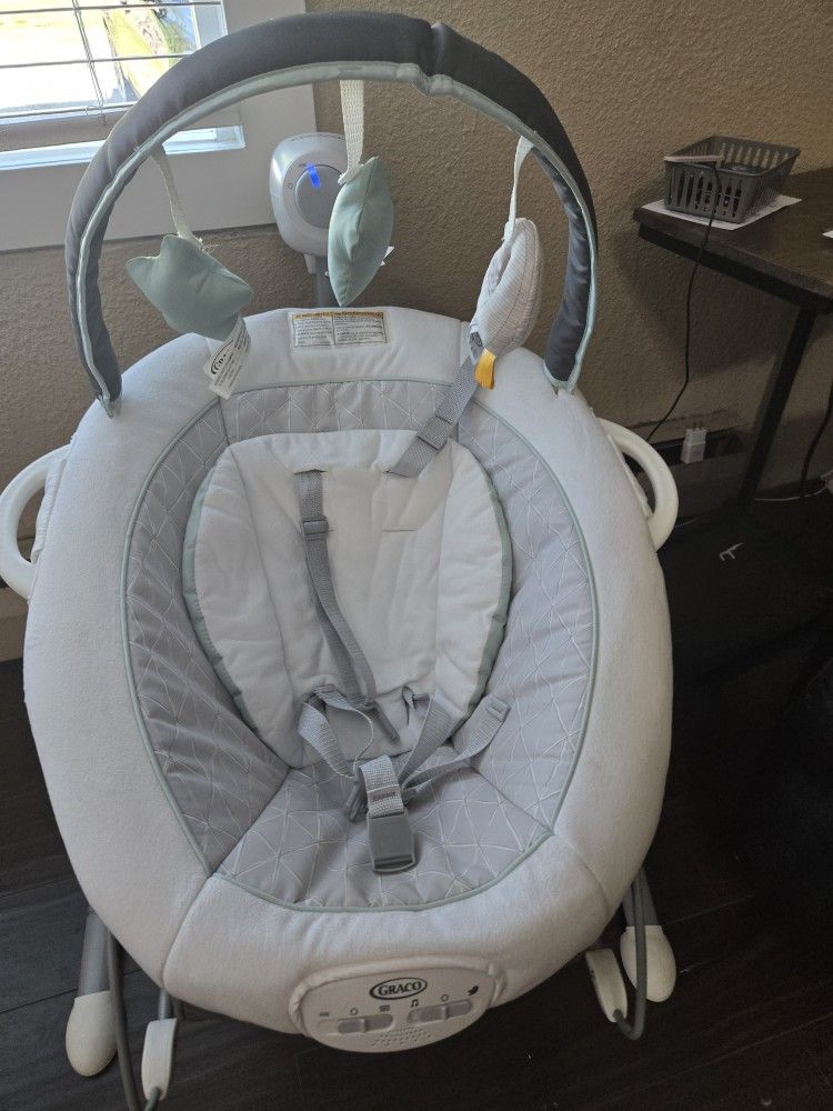 Graco Soothe N Sway