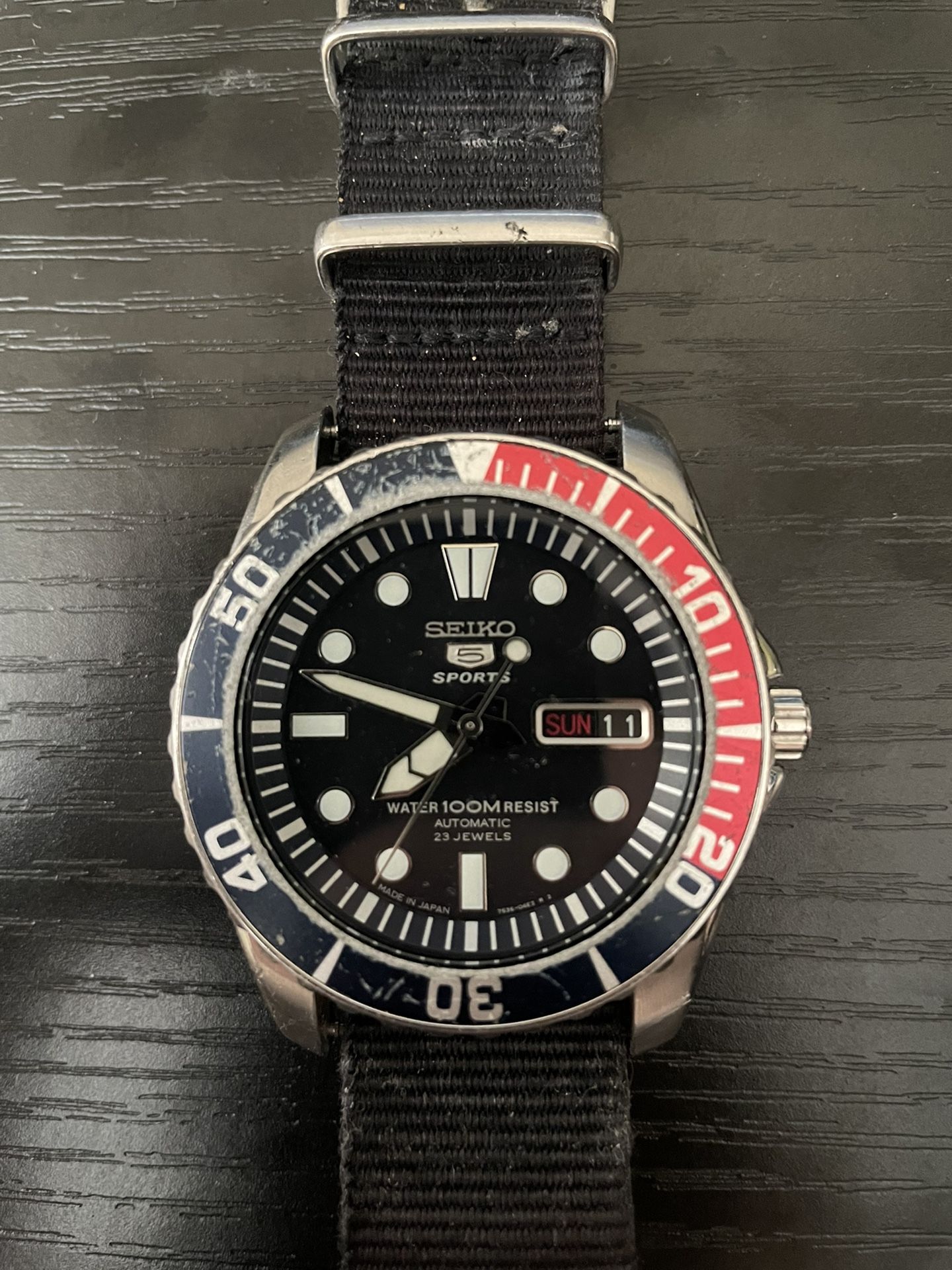 Rare Seiko Sea Urchin Pepsi 41mm SNZF15