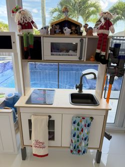 IKEA PLAY KITCHEN 