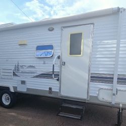 2005 Salem Le, 26 FLS