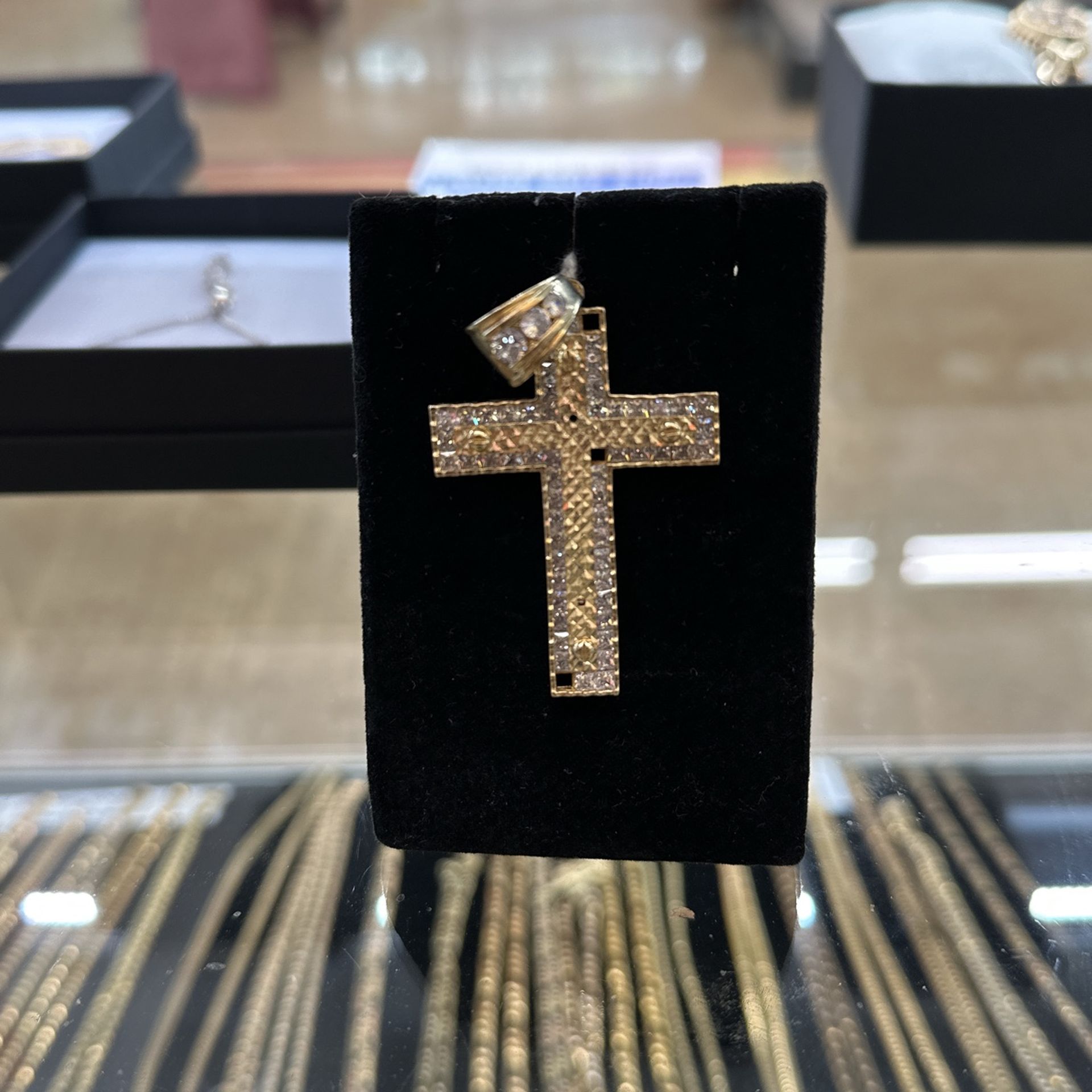 12k Cross With Clear Stone Missing Some