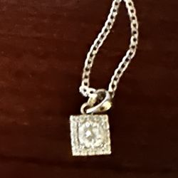 14 K Gold Necklace And Pendant 