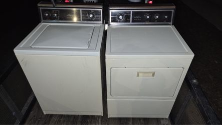 Kenmore Excellent working condition. Heavy Duty, reliable older Kenmore. Washer and dryer work properly.