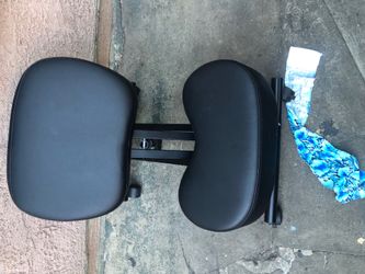 Knee roller