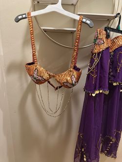 Costume