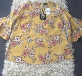 Beautiful yellow floral blouse