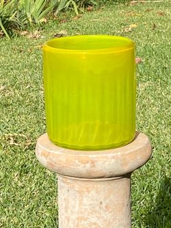 Vintage uranium? Vase/bowl