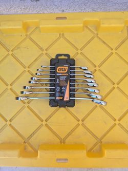 GEARWRENCH
SAE 90-Tooth Reversible Combination Ratcheting Wrench Set (8-Piece)