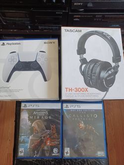 NEW PS5 CONTROLLER, NEW TASCAM TH-02 STUDIO HEADPHONES, PRE-OWNED GAMES $160 FINAL PRICE READ DESCRIPTION AND SEE ALL PICTURES