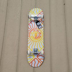 ELEMENT SKATEBOARD SIZE 8.0 ORIGINAL