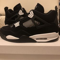 Jordan 4 White Thunder Size 11