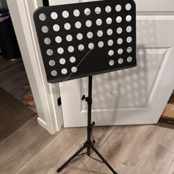 Music stand