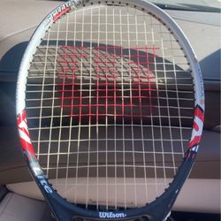 wilson tennis racket 