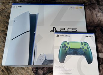 PS5 Slim With New Controller