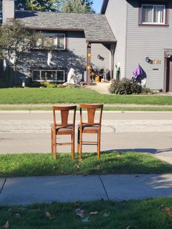 2 counter chairs
