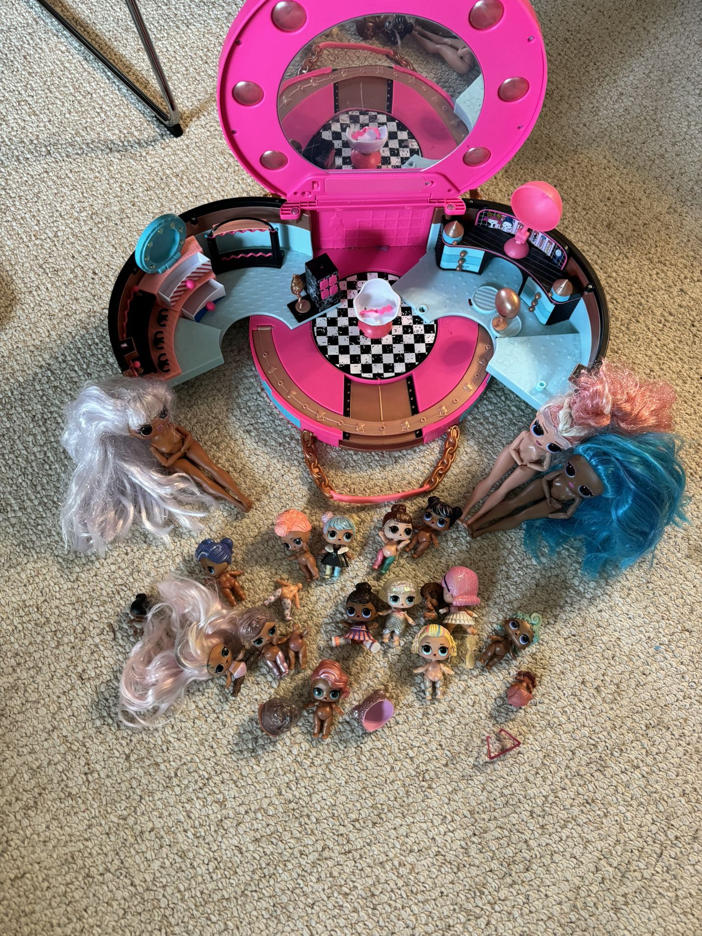 Lol Dolls And Hair Salon