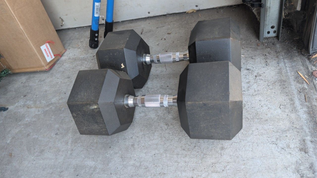 Hex Rubber 35lb Dumbbells 