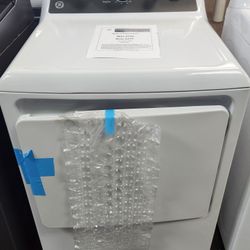 7.2 cu. ft. vented Electric Dryer in White with
Auto Dry and Extended Tumble