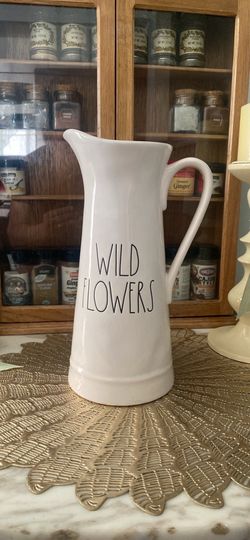 RAE DUNN WILD FLOWERS VASE