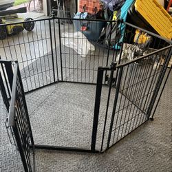 Carlson Pet Cage. 