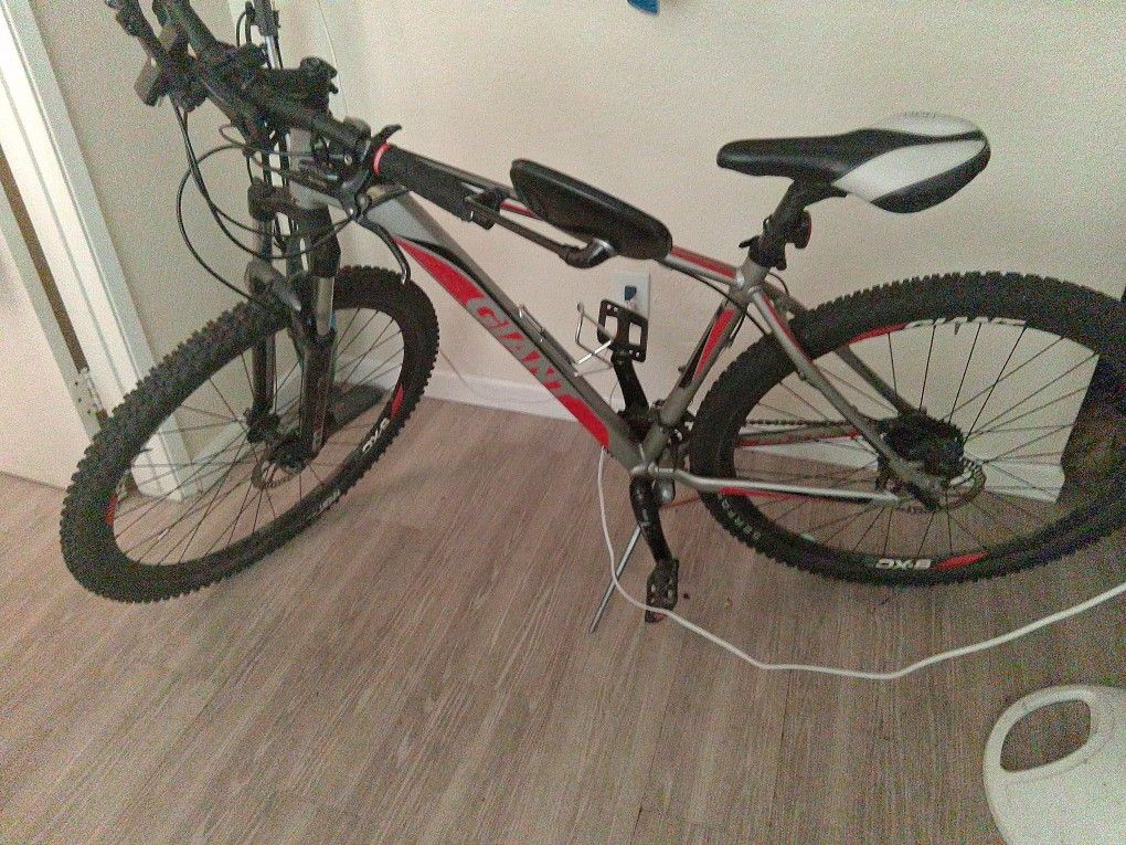 Giant Bike Red And Silver Good Condition/Will Only Trade For E Bike