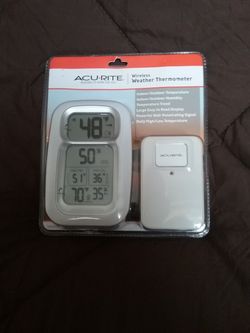 Indoor/outdoor weather station
