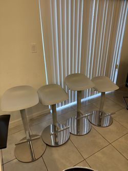 Set of 4 Modern Adjustable Bar Stools
