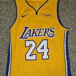 Kobe Bryant Jerseys 