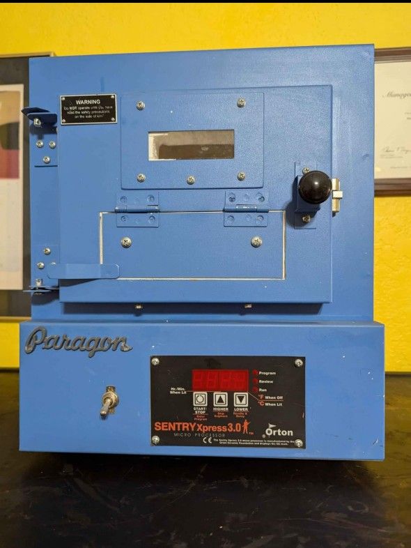SC-2 Paragon
Kiln with extras