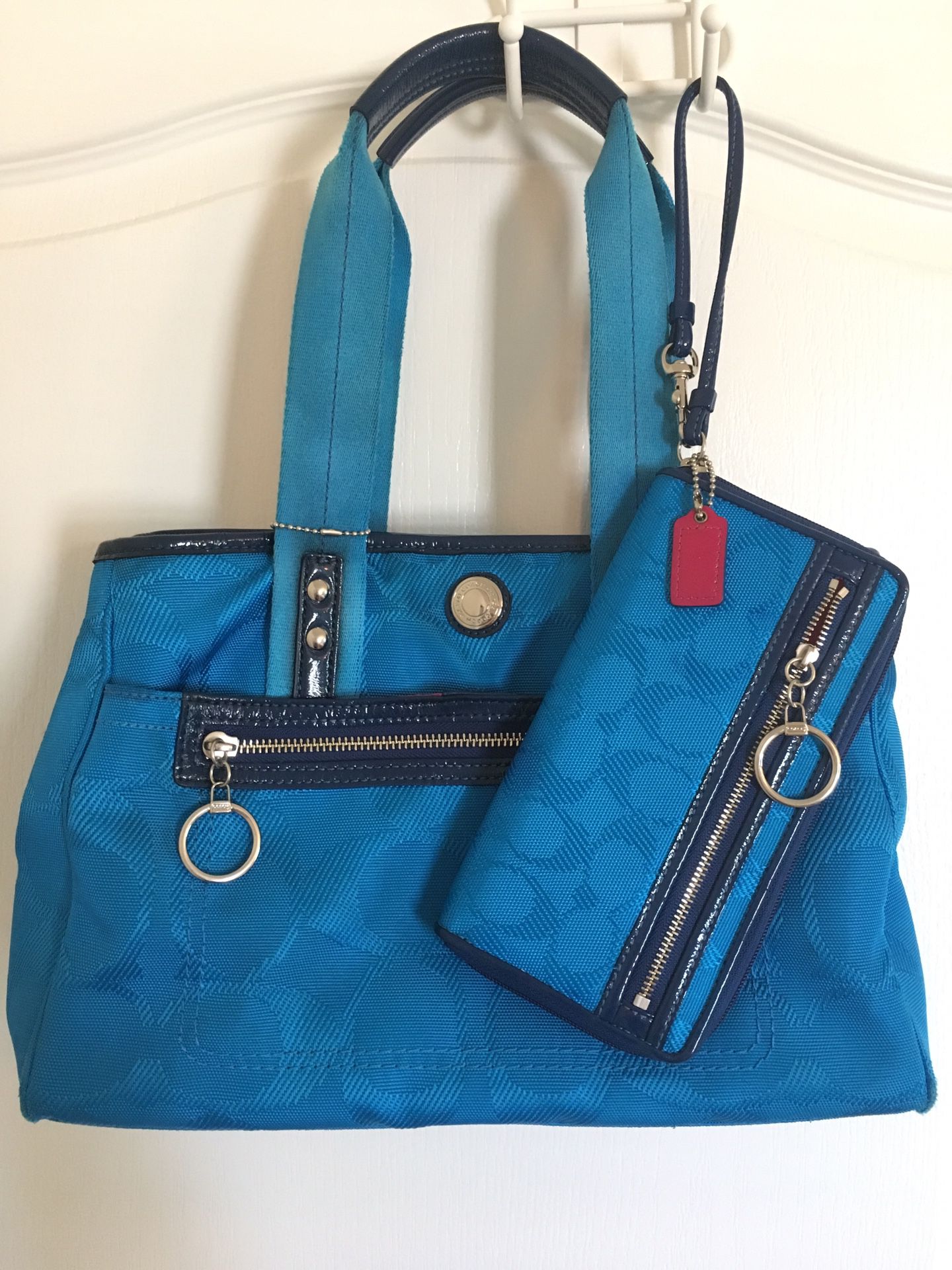 Beautiful Blue Coach bag with wristlet