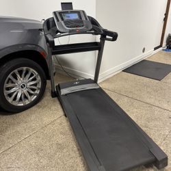 NordicTrack C1650 Treadmill With 10" Screen