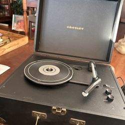 Crosley Anthology Turntable CR6253A-BK