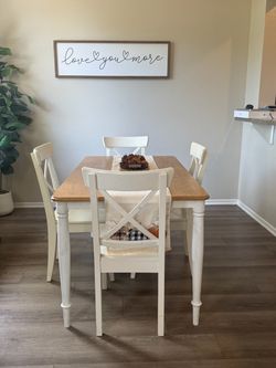 Dining Table & Chairs