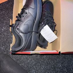 Nike Sneakers – Brand New – Never Worn