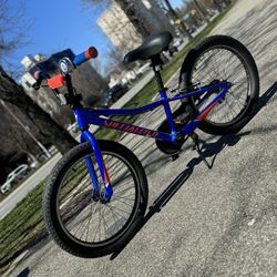 Specialized 20 inch Bike, Blue/Orange