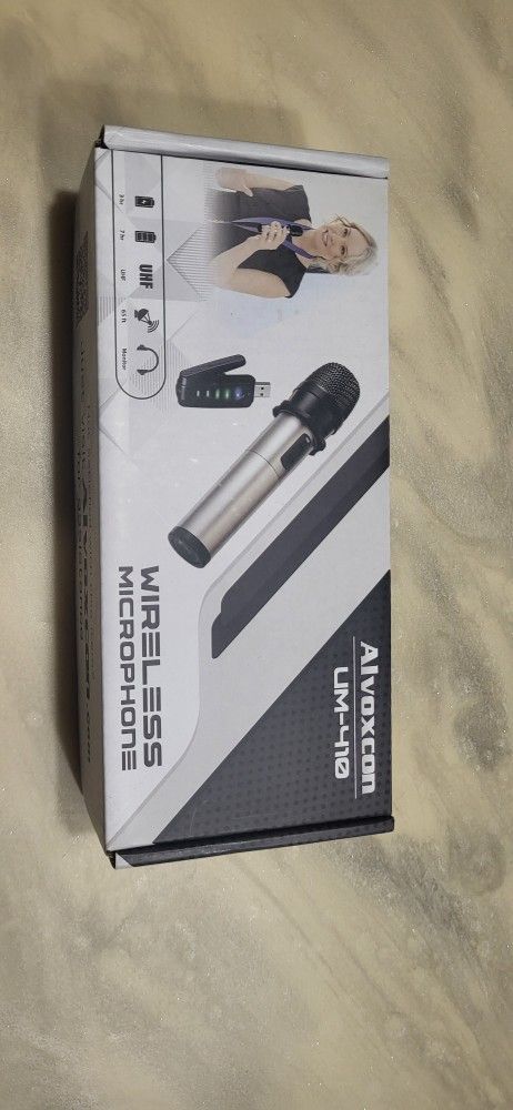 Alvoxcon Um 410 Wireless Microphone