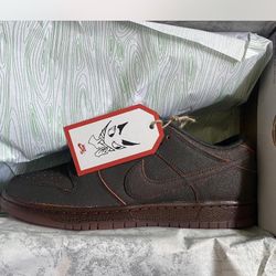 NIKE SB DUNK LOW “KRAMPUS”  Size 10.5