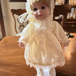 The Connoisseur Doll from the Seymour Mann Collection