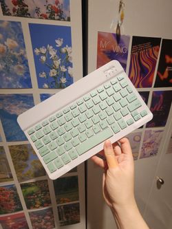 Wireless Bluetooth Keyboard (For Mobile Device)